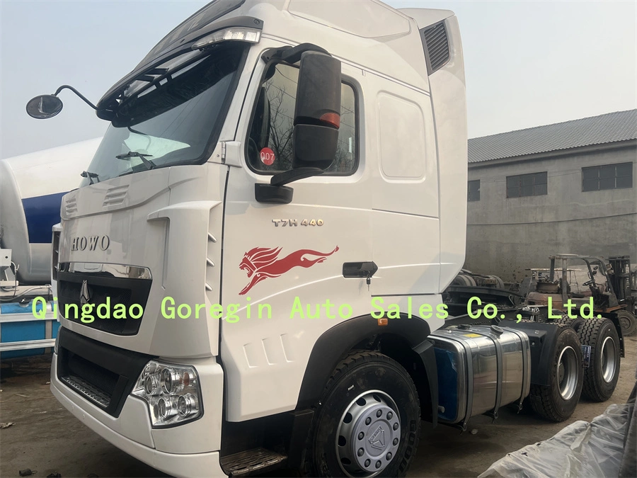 Top Quality Used China Sinotruk HOWO 2018 A7 CNG 420HP 6X4 10 Tires Tractor Truck Trailer for Sale